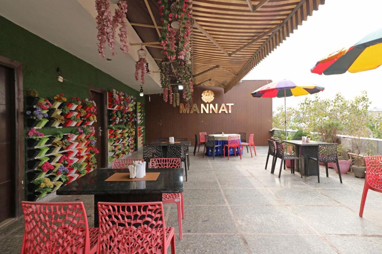 Hotel Mannat International By Mannat New Delhi Exteriör bild