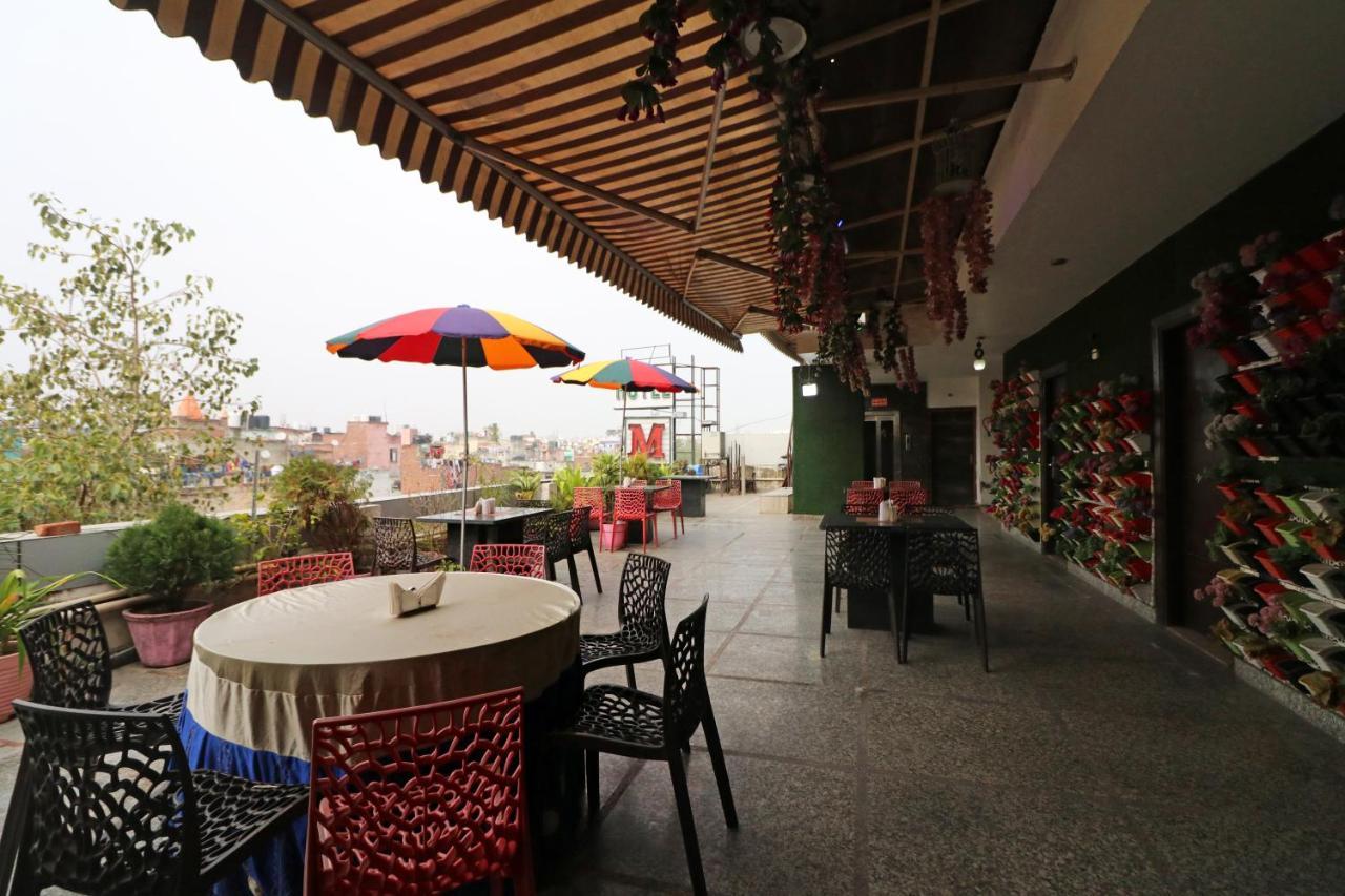 Hotel Mannat International By Mannat New Delhi Exteriör bild
