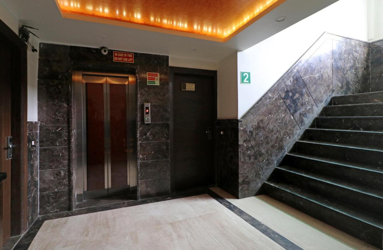 Hotel Mannat International By Mannat New Delhi Exteriör bild