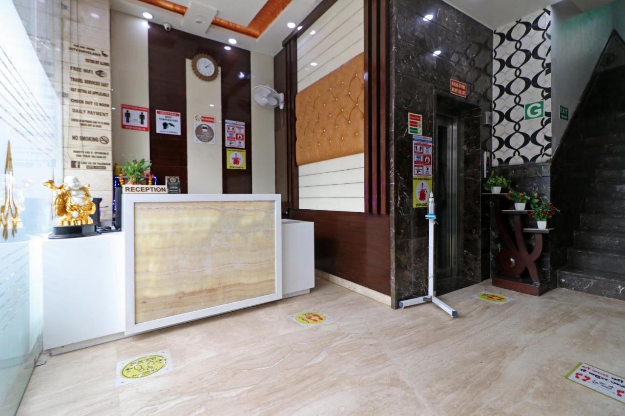Hotel Mannat International By Mannat New Delhi Exteriör bild